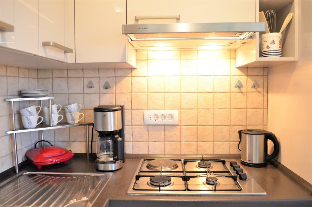 Jasmina Apartment Hum Екстериор снимка